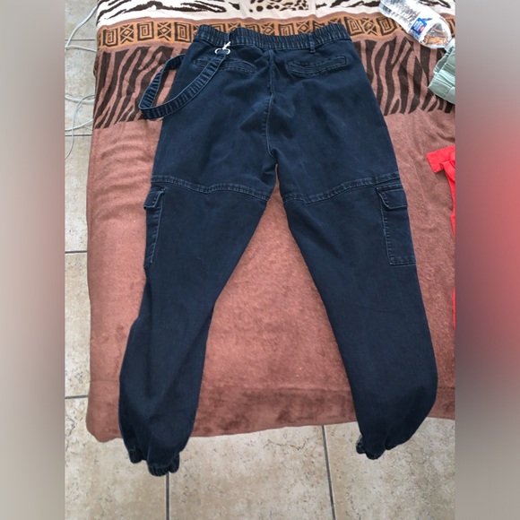 Women’s Joggers - Picture 4 of 4